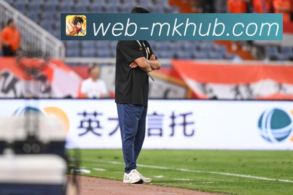 从射手到传奇米利托足球生涯全景回顾与关键战役深度解析及荣誉成就盘点